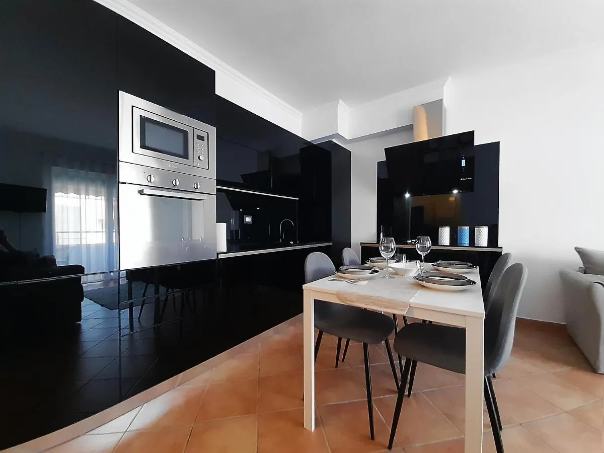 Seaview Deluxe Vlora 아파트